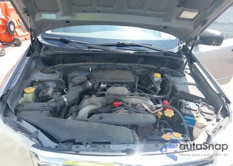 2009 Subaru Forester 2.5X из США, поврежденный, VIN JF2SH616X9H718811